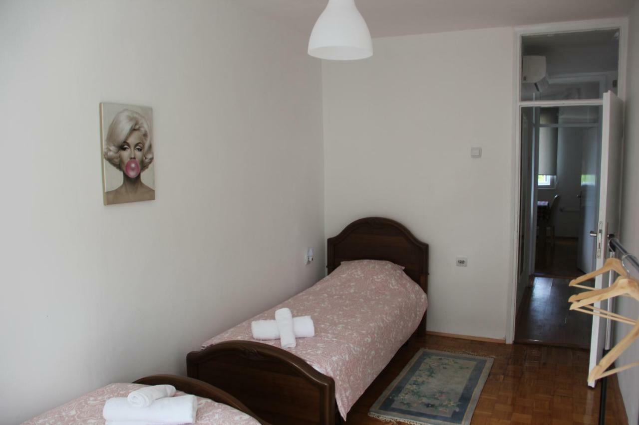 Apartman Kej Pirot Dış mekan fotoğraf